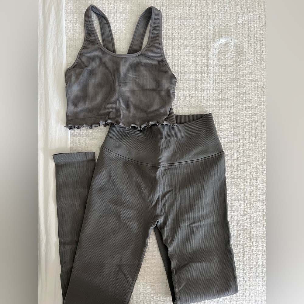 Spiritual gangster gray love sculpt set XS/S